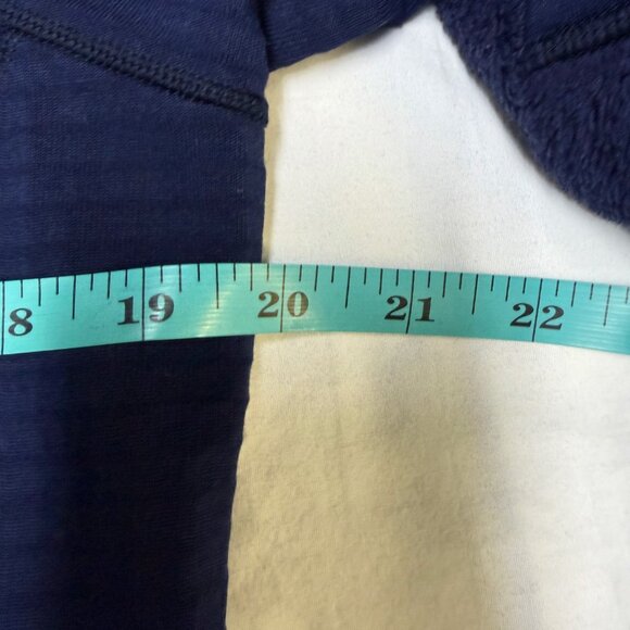Patagonia Women’s R2 Jacket Medium Classic Navy Full Zip Fleece GUC - Picture 11 of 12